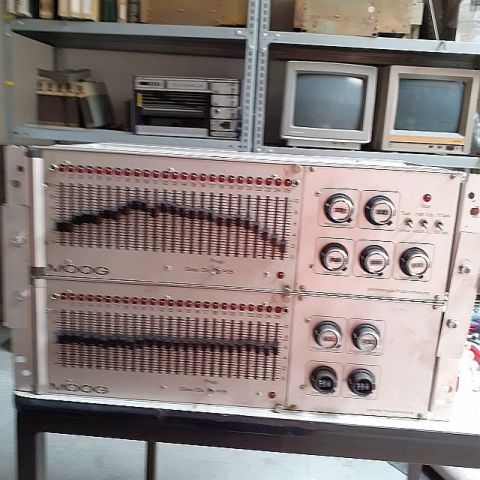 doppelter Moog Programmierer