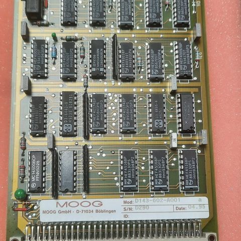 Moog Steuerung  ZE  D 143 602 A001